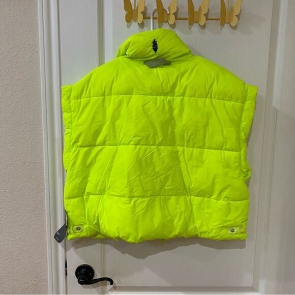 NWT Free People Puffer Vest size XS Oversized Lime Green - Picture 5 of 7
